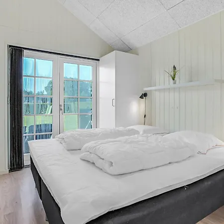 Cozy In Haderslev With Wifi *